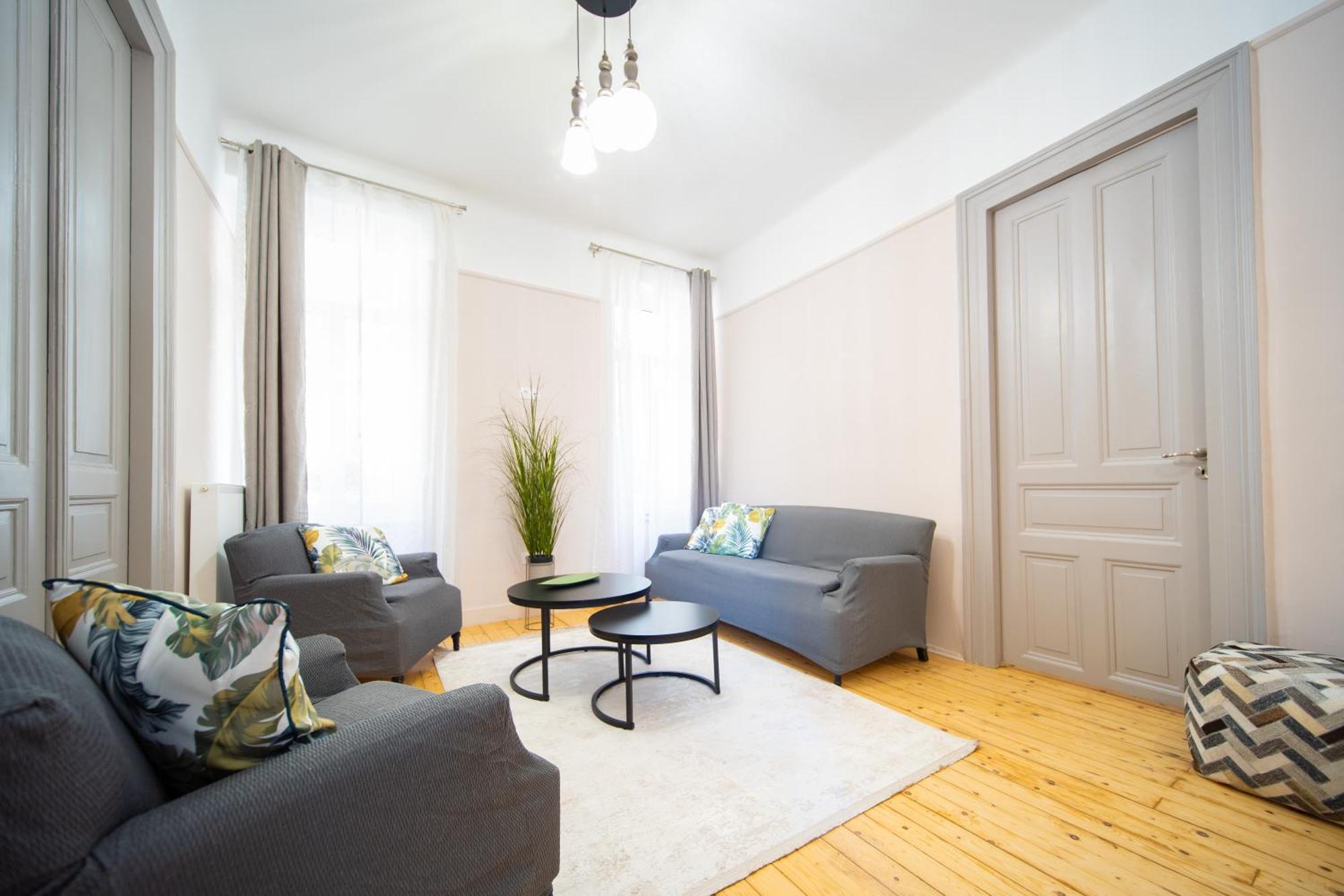 Apartamento Oikia Tripodon Atenas Exterior foto
